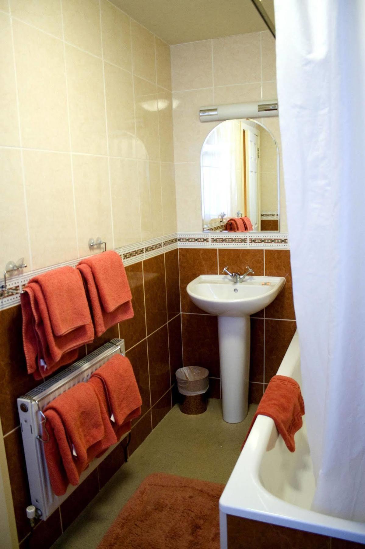 Pillars House Hotel Единбург Екстериор снимка
